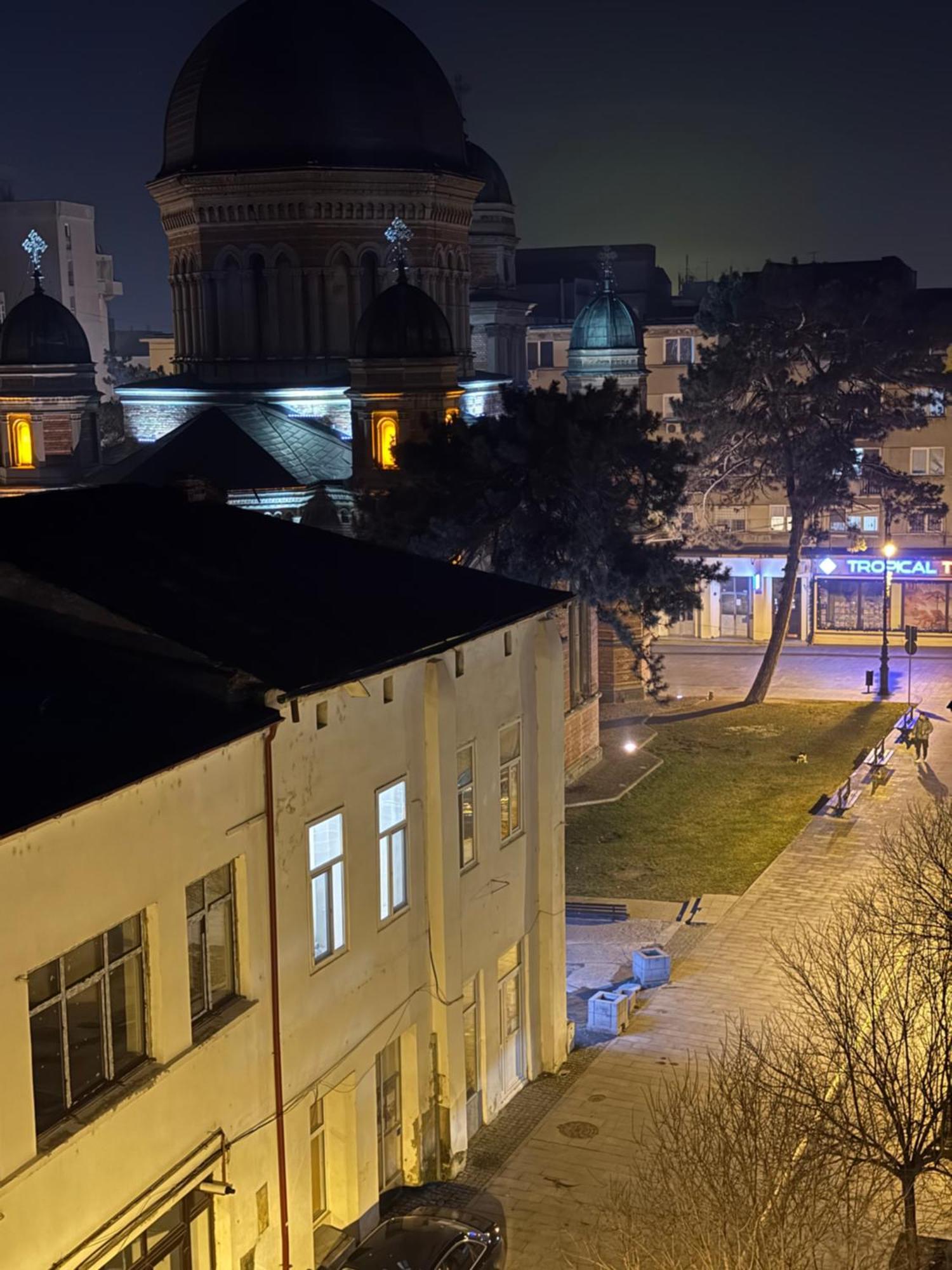 Apartamento Aman 20 Craiova Exterior foto